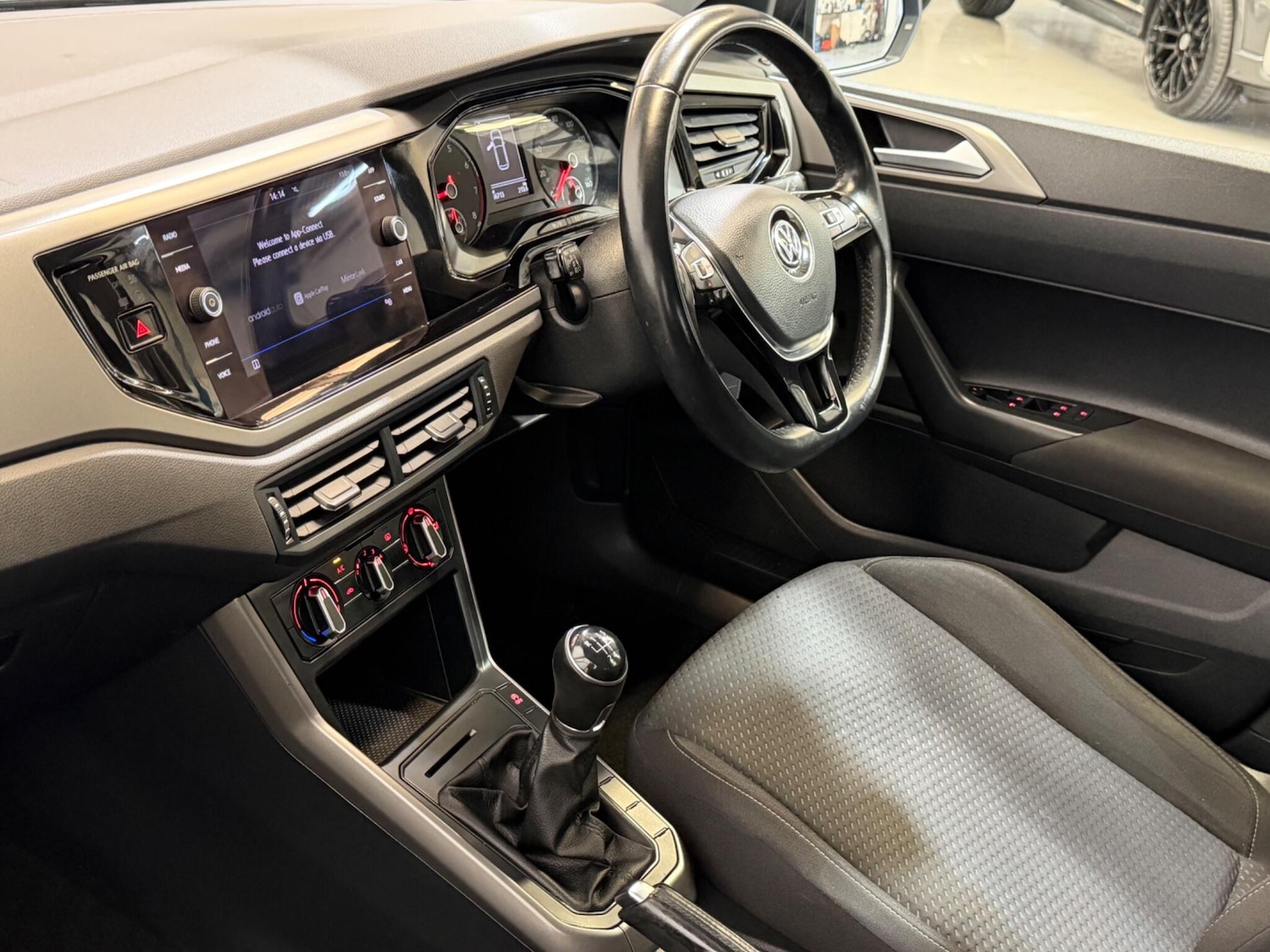 Used Volkswagen Polo for sale - 78099925: Photo 16