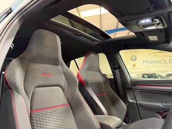 Used Volkswagen Golf 2025 for sale - 78728789: Photo