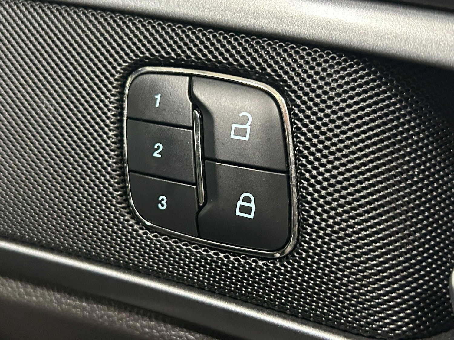 Used Ford Mondeo for sale - 77925865: Photo 30