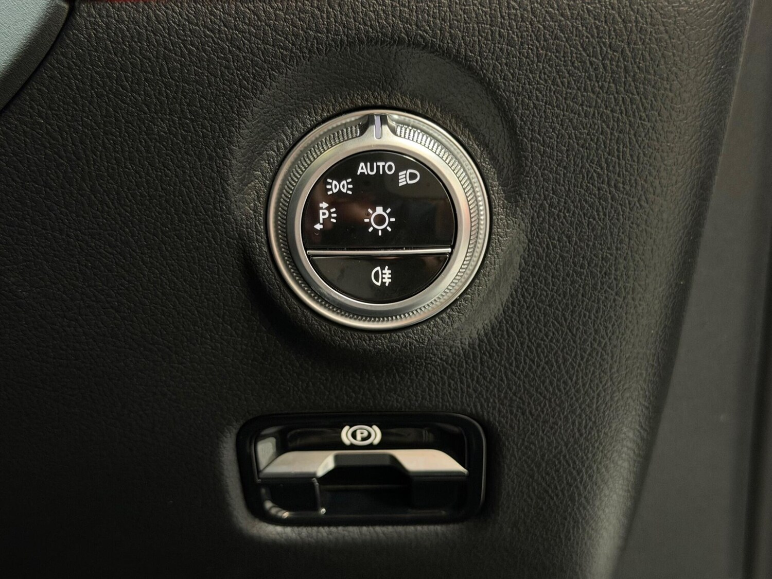 Used Mercedes-Benz C Class for sale - 77969779: Photo 48