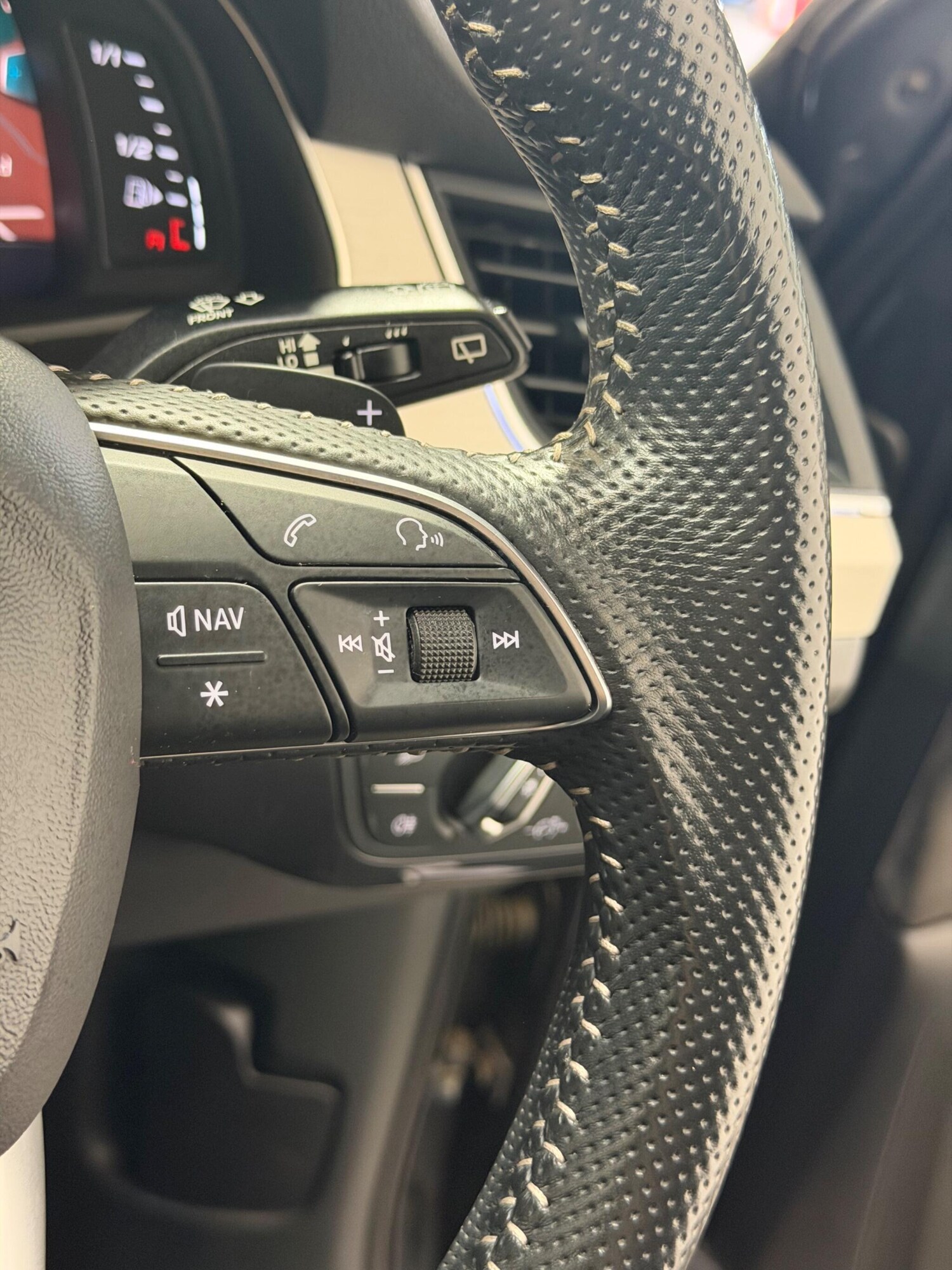 Used Audi Q7 for sale - 77969547: Photo 28