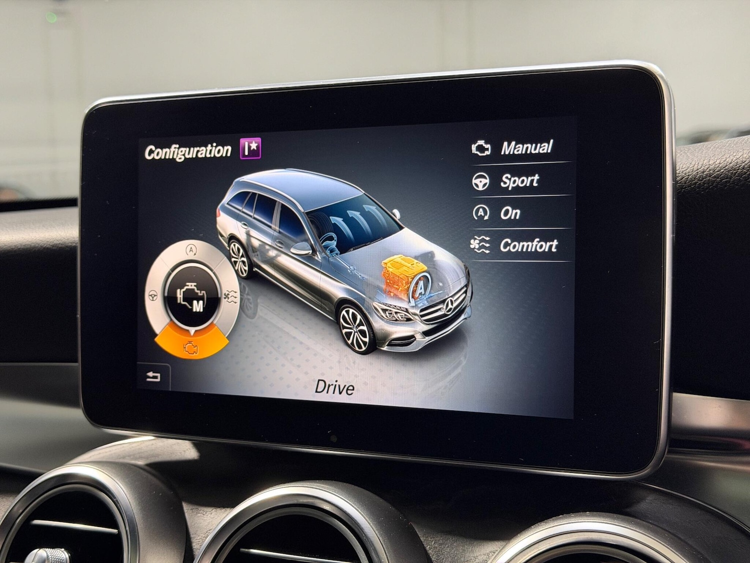 Used Mercedes-Benz C Class 2016 for sale - 76898294: Photo 26