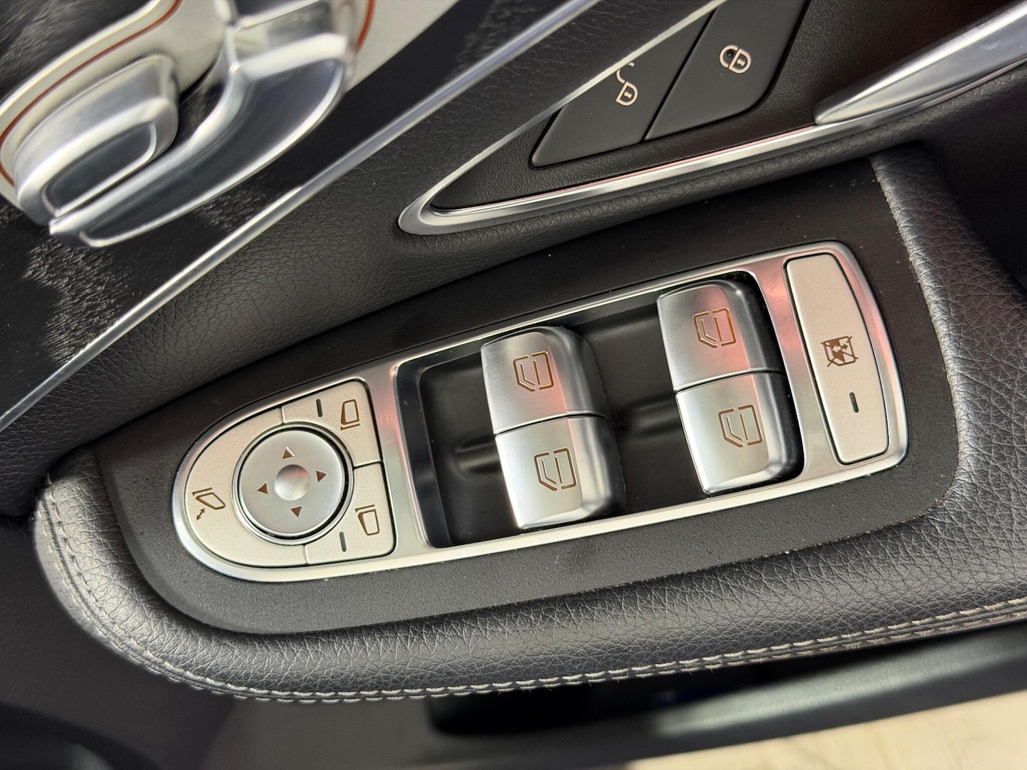 Used Mercedes-Benz C Class 2016 for sale - 76898294: Photo 35