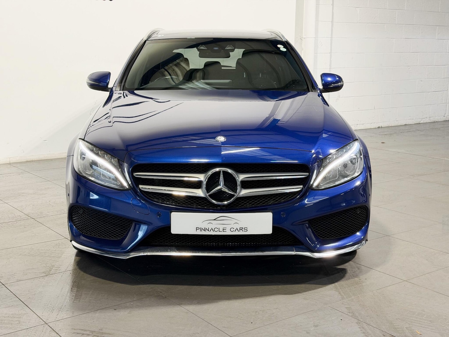 Used Mercedes-Benz C Class 2016 for sale - 76898294: Photo 4