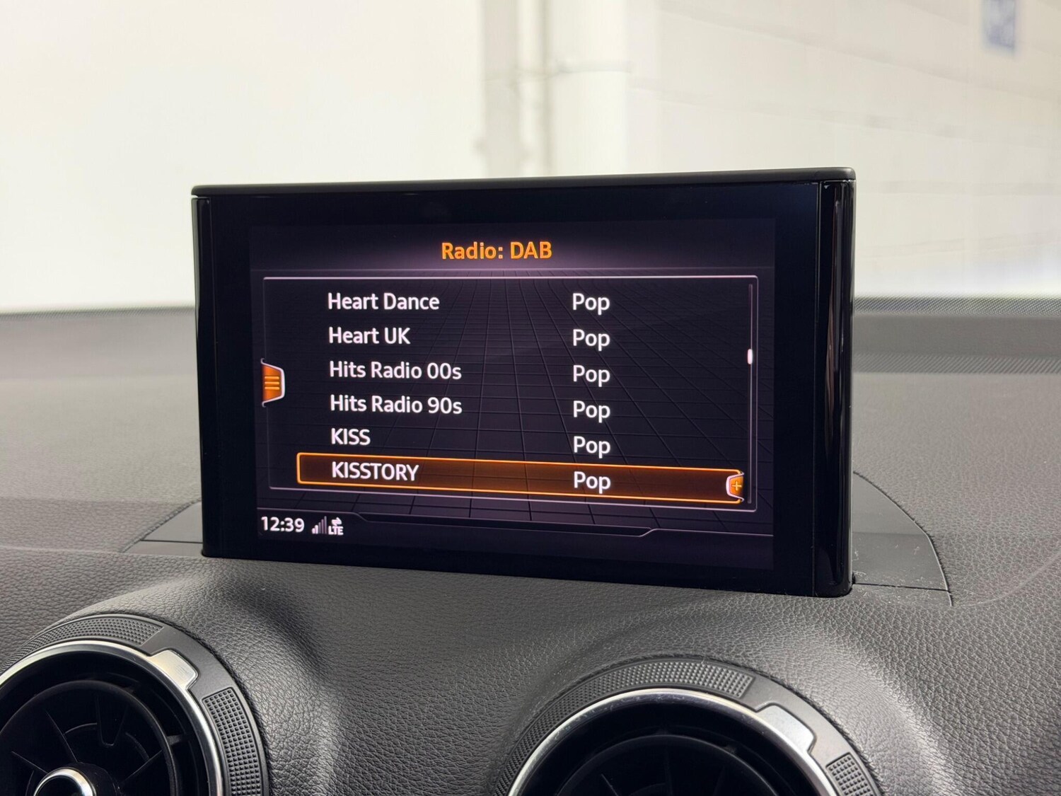 Used Audi Q2 2018 for sale - 77799125: Photo 23