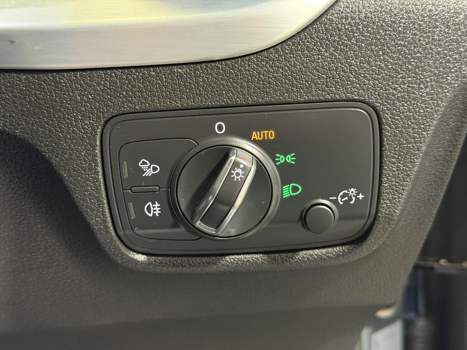 Used Audi Q2 2018 for sale - 77799125: Photo 33