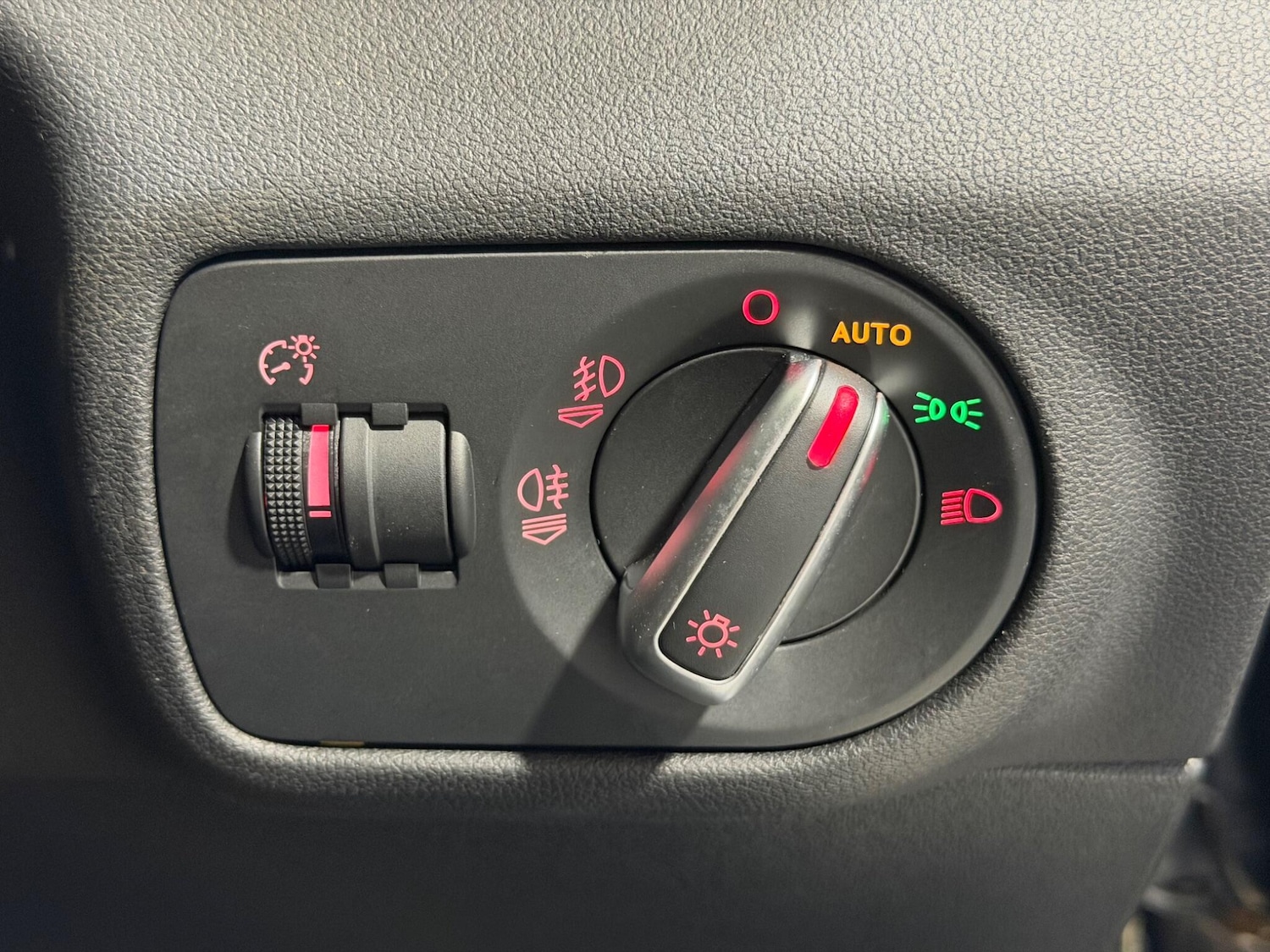 Used Audi A1 2015 for sale - 77315146: Photo 29