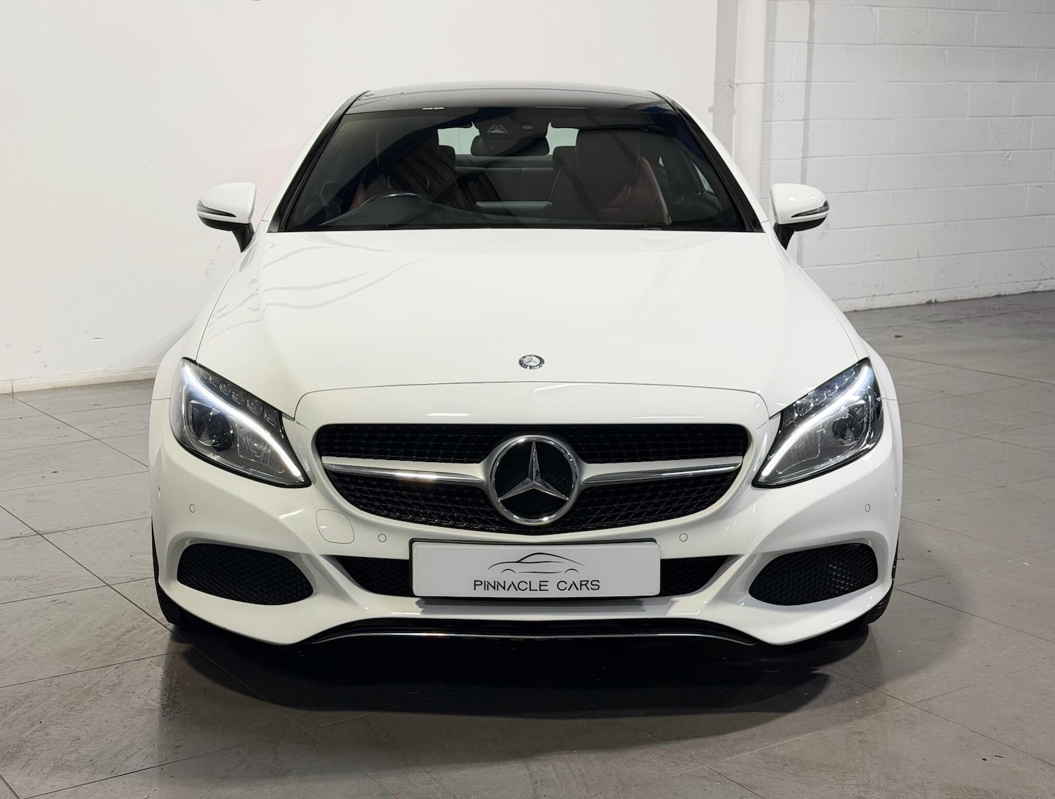 Used Mercedes-Benz C Class 2016 for sale - 77066770: Photo 2