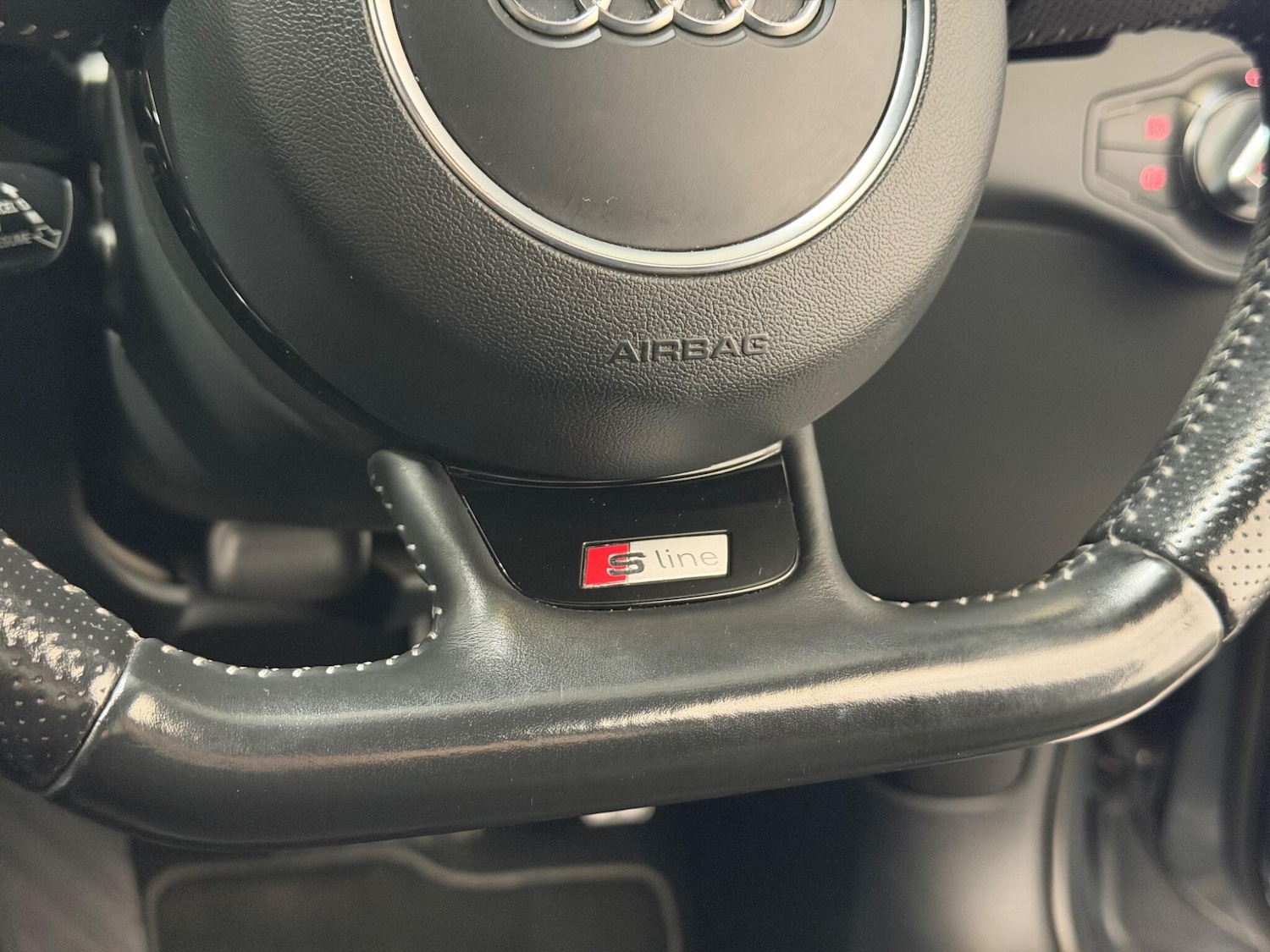 Used Audi A4 2013 for sale - 77970259: Photo 26