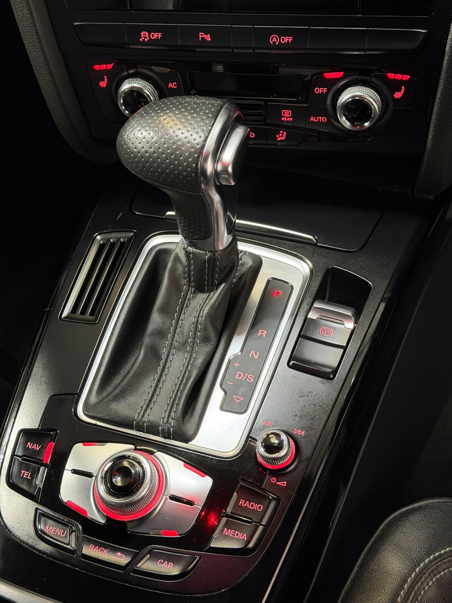 Used Audi A4 2013 for sale - 77970259: Photo 28