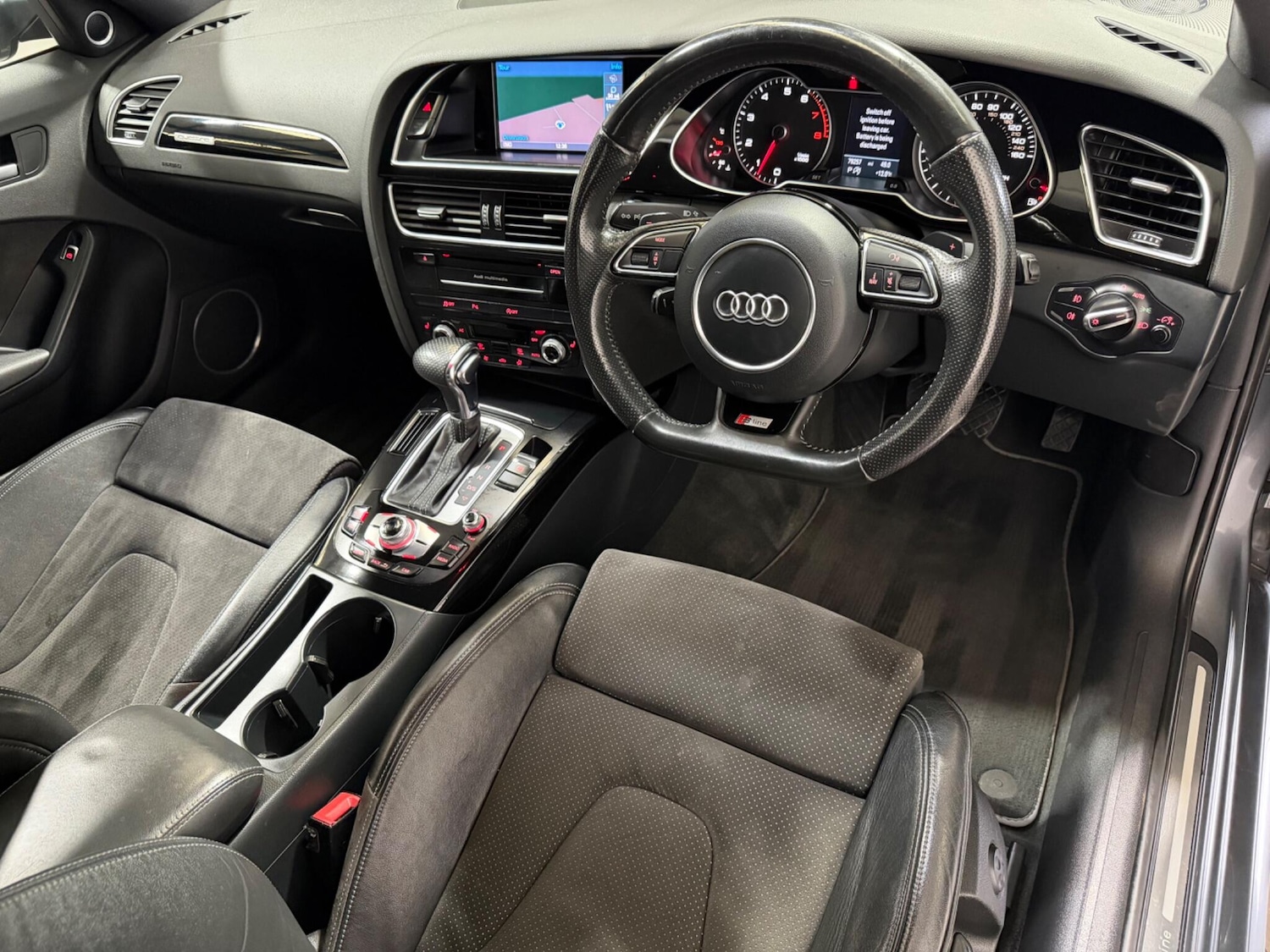 Used Audi A4 2013 for sale - 77970259: Photo 3