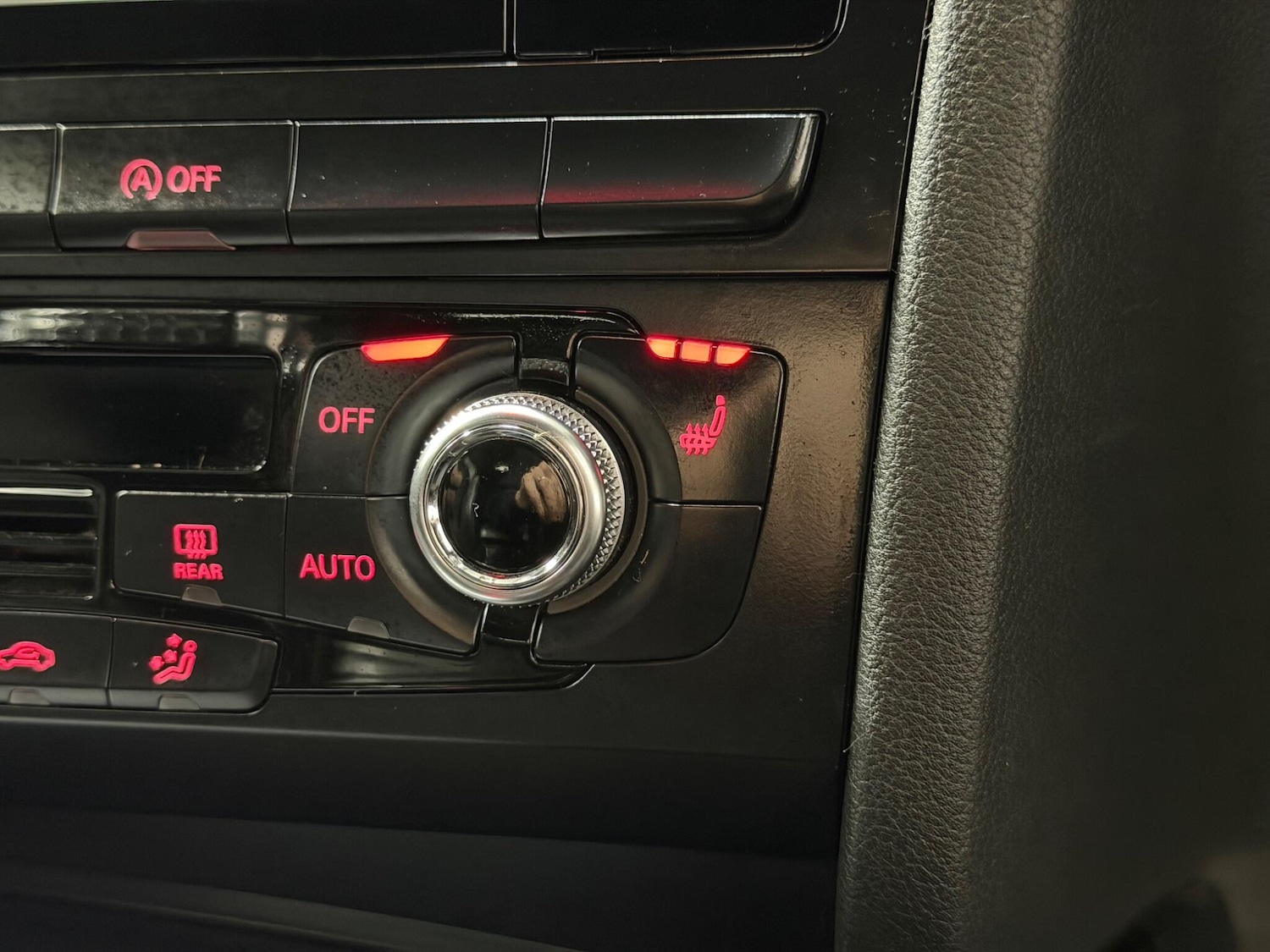 Used Audi A4 2013 for sale - 77970259: Photo 30