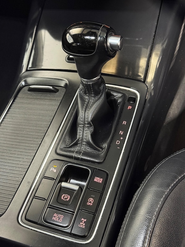 Used Kia Sorento 2015 for sale - 76284033: Photo 33