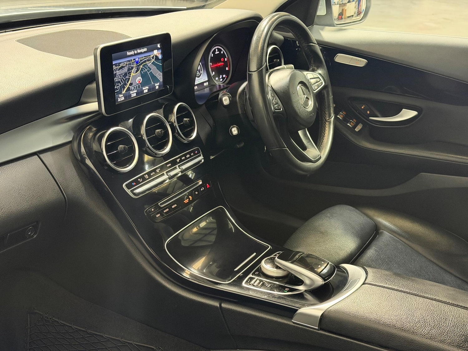 Used Mercedes-Benz C Class 2016 for sale - 76743591: Photo 16