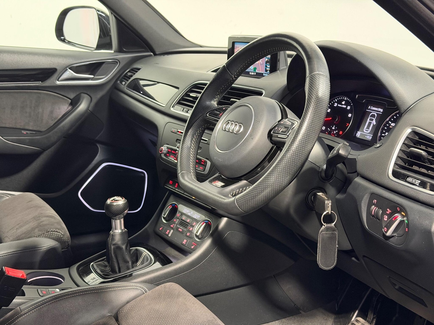 Used Audi Q3 2018 for sale - 77040366: Photo 14