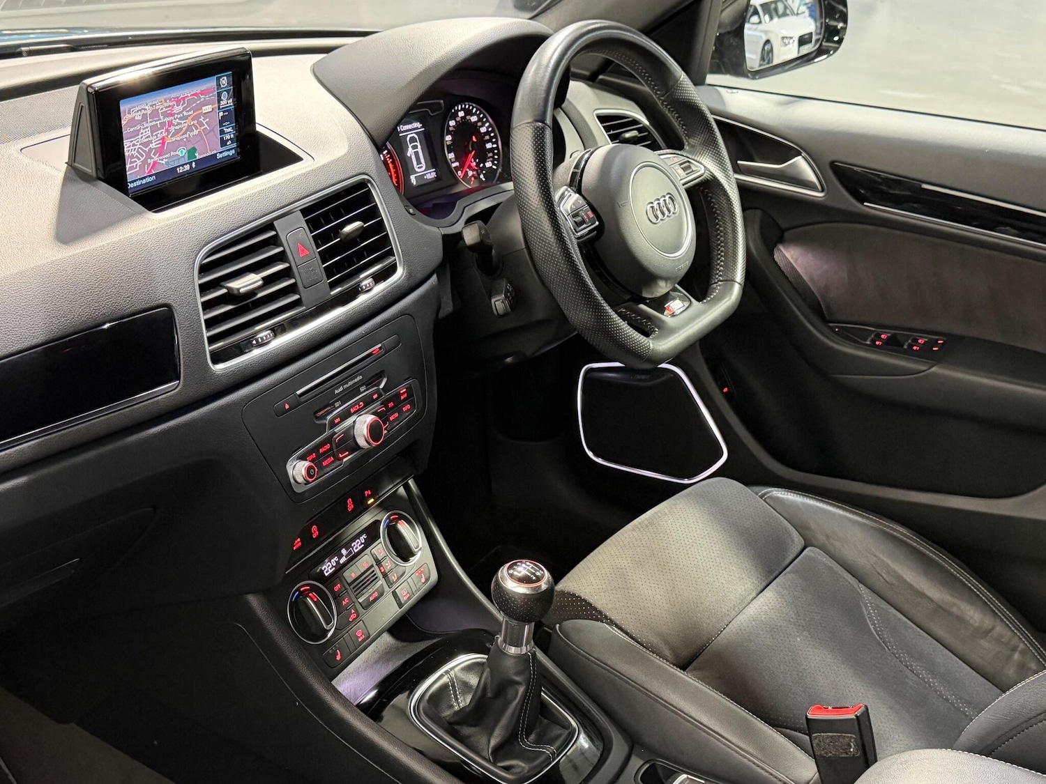 Used Audi Q3 2018 for sale - 77040366: Photo 17