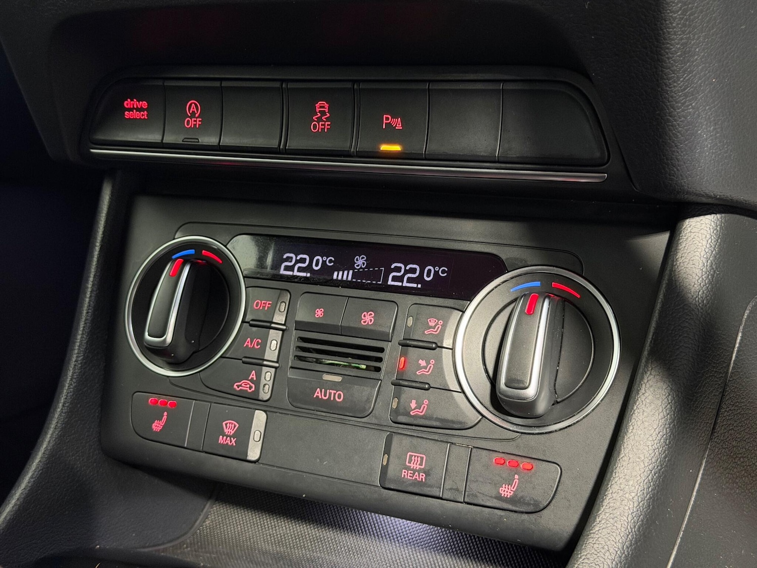 Used Audi Q3 2018 for sale - 77040366: Photo 27