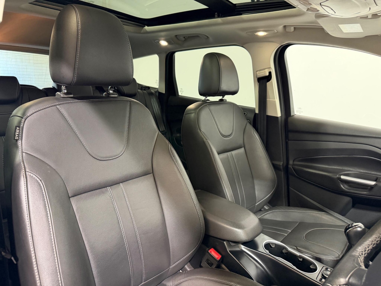 Used Ford Kuga 2015 for sale - 78170715: Photo 15