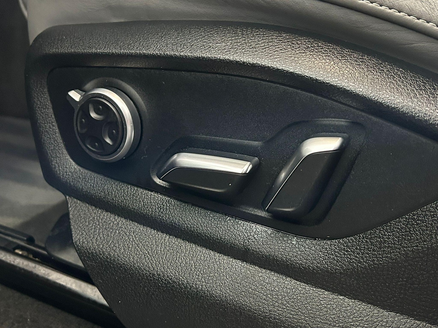 Used Audi Q7 2016 for sale - 77163147: Photo 29