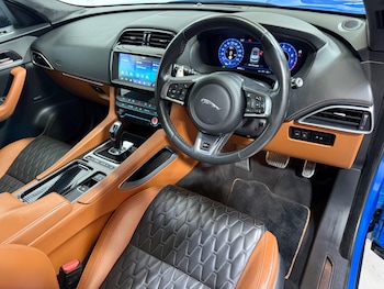 Used Jaguar F-Pace 2018 for sale - 79521599: Photo