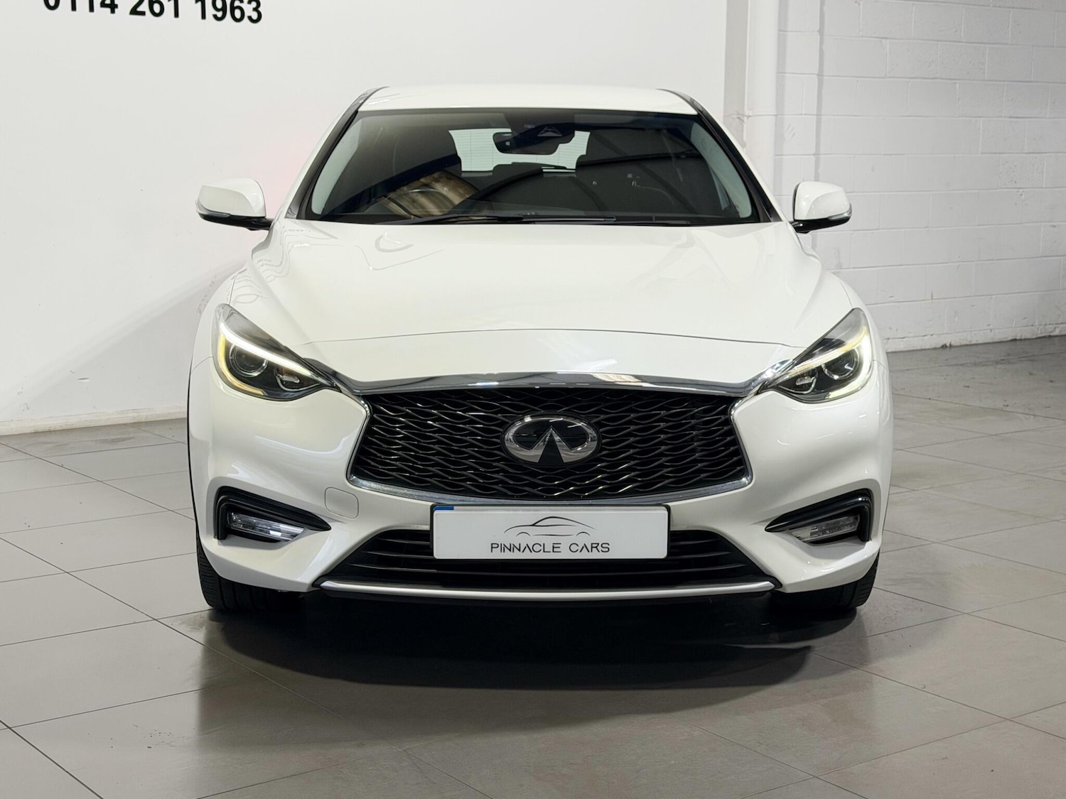 Used Infiniti Q30 2017 for sale - 77412167: Photo 2