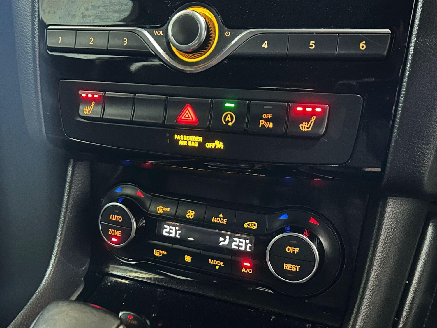 Used Infiniti Q30 2017 for sale - 77412167: Photo 23