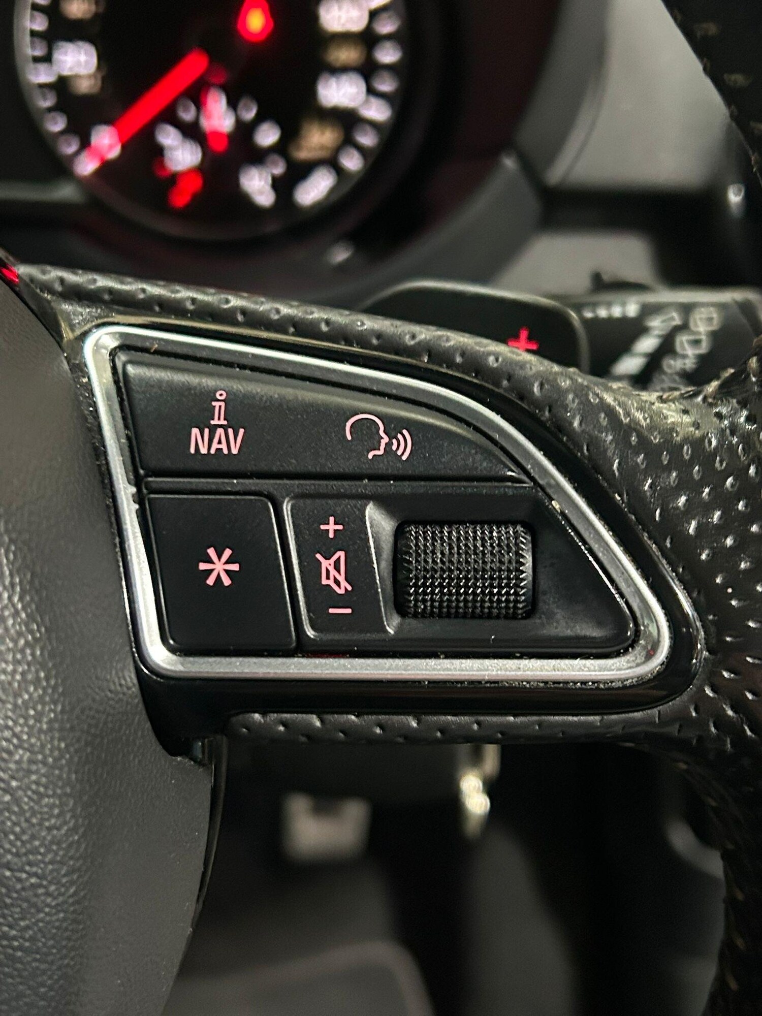 Used Audi A1 2015 for sale - 77468755: Photo 27