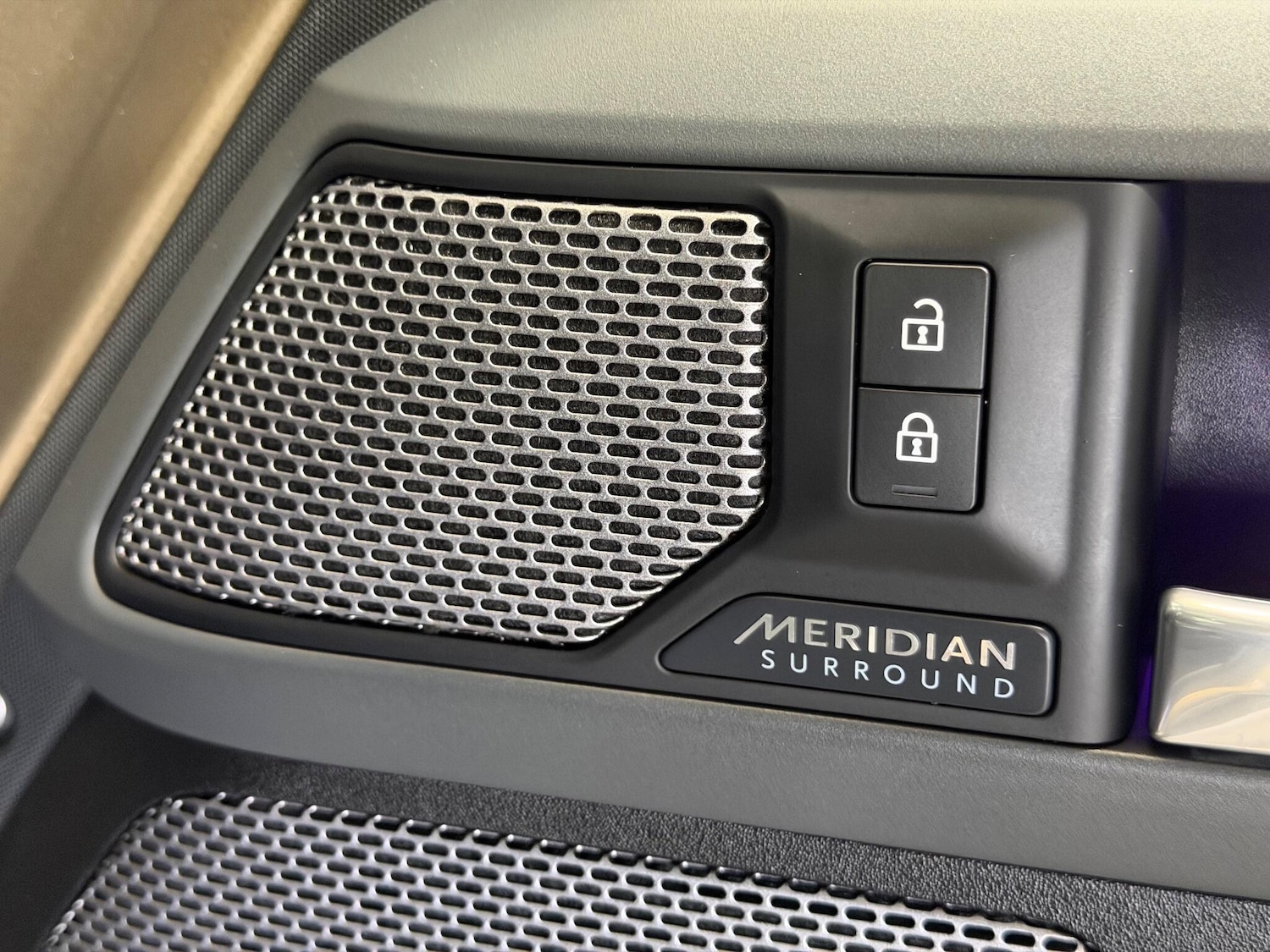 Used Land Rover Defender 110 2020 for sale - 76349850: Photo 35