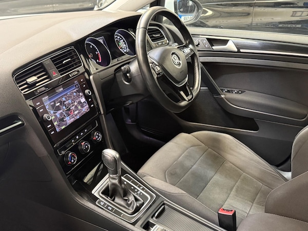Used Volkswagen Golf 2018 for sale - 75687413: Photo 17