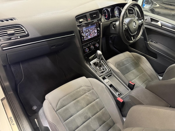 Used Volkswagen Golf 2018 for sale - 75687413: Photo 18