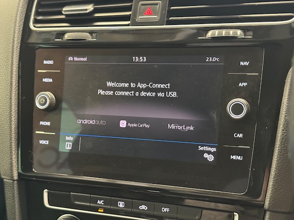 Used Volkswagen Golf 2018 for sale - 75687413: Photo 24