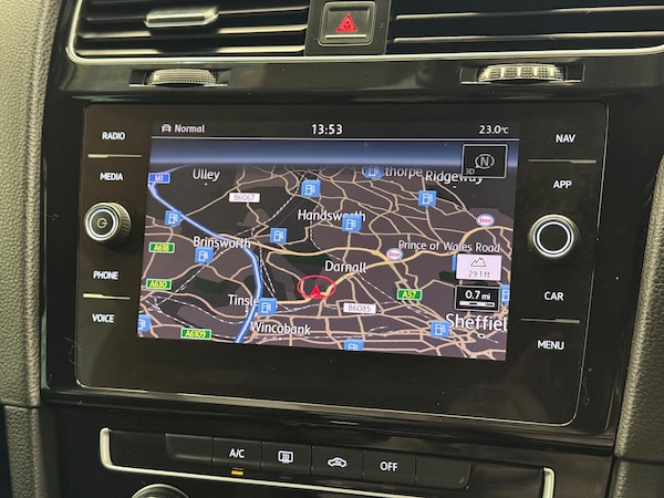 Used Volkswagen Golf 2018 for sale - 75687413: Photo 27