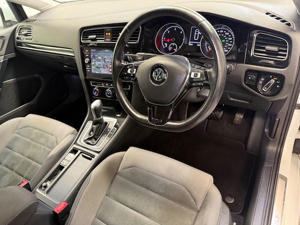 Used Volkswagen Golf 2018 for sale - 75687413: Photo 4