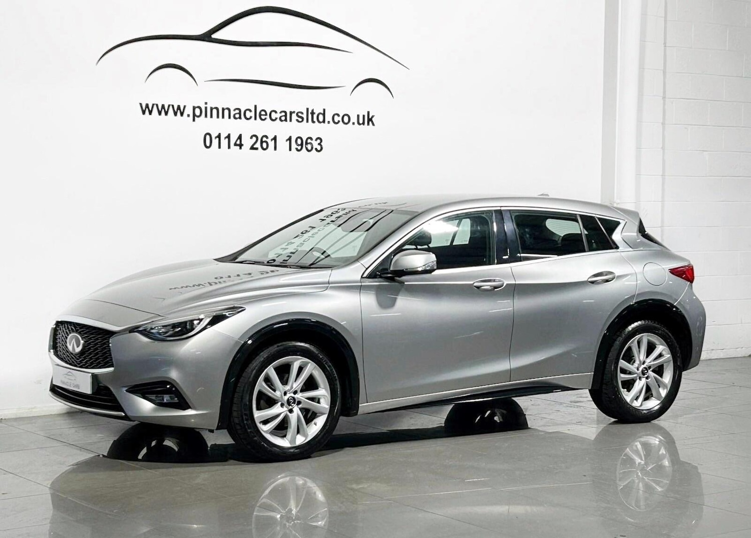 Used Infiniti Q30 2016 for sale - 76399292: Photo 3