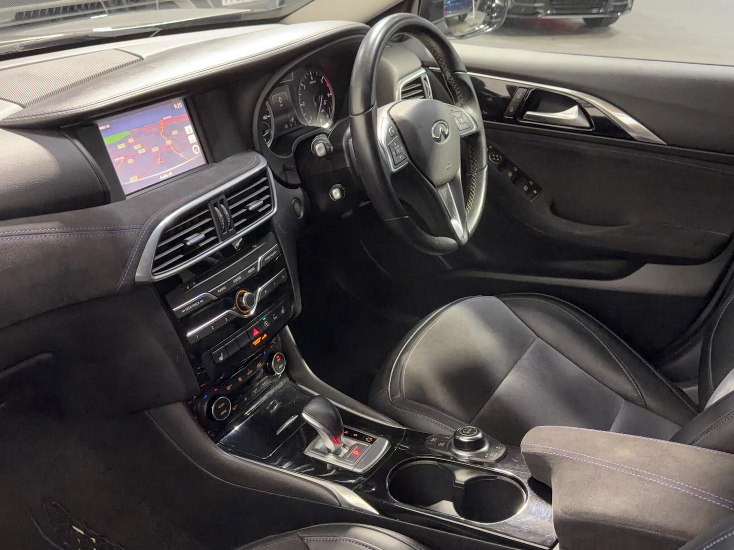 Used Infiniti Q30 2016 for sale - 77386500: Photo 18