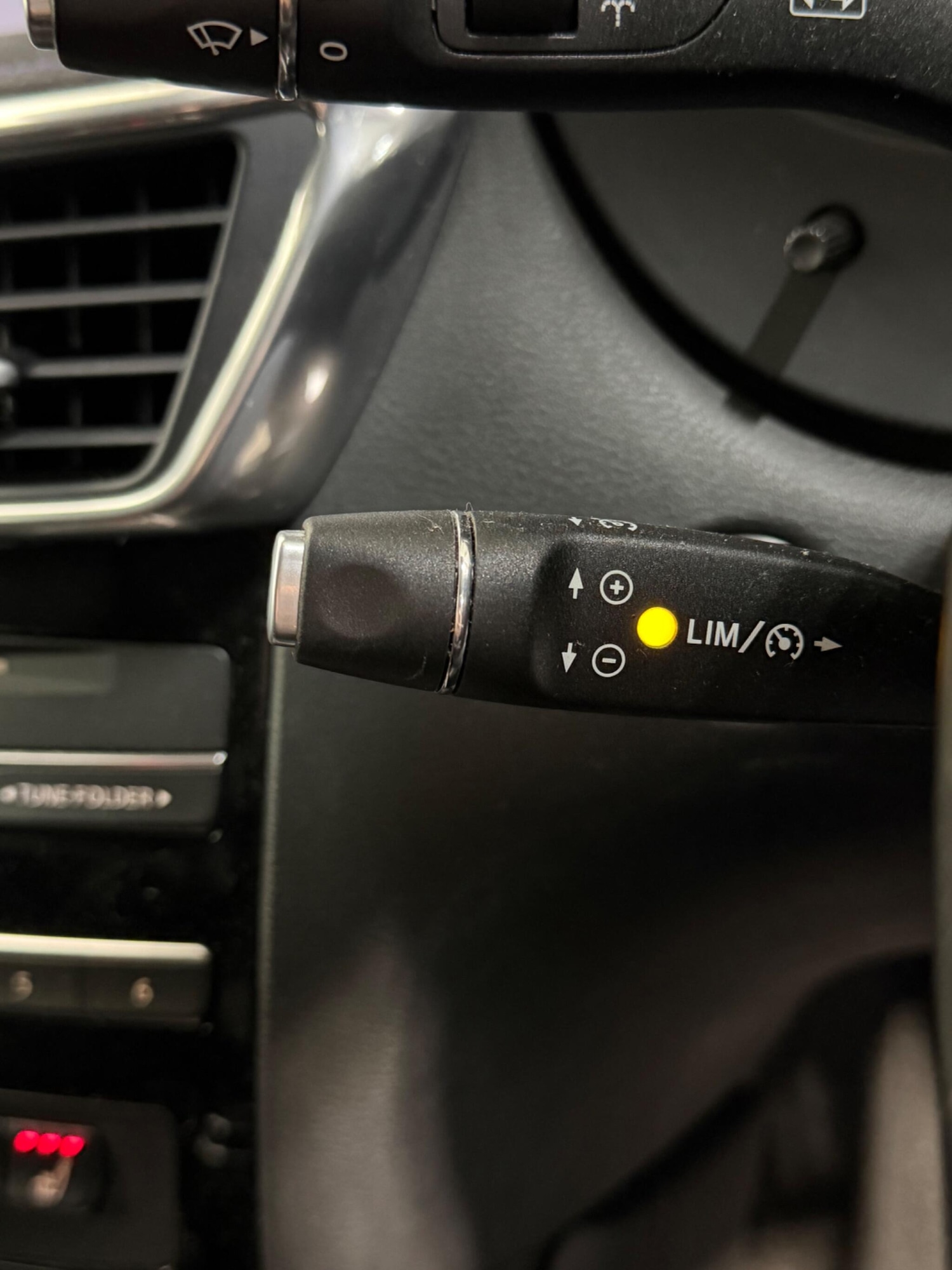 Used Infiniti Q30 2016 for sale - 77386500: Photo 25