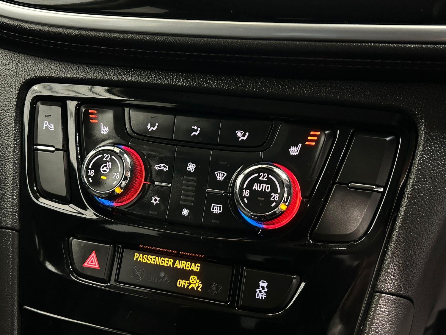 Used Vauxhall Mokka X 2018 for sale - 76572774: Photo 21