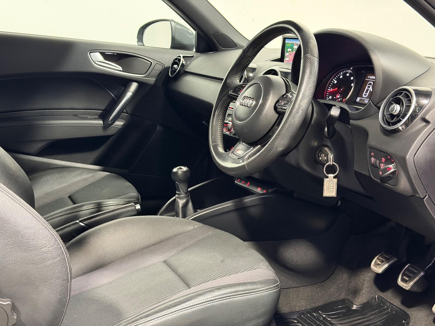 Used Audi A1 2018 for sale - 76832599: Photo 16