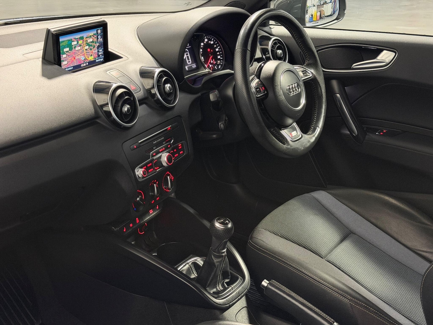 Used Audi A1 2018 for sale - 76832599: Photo 18