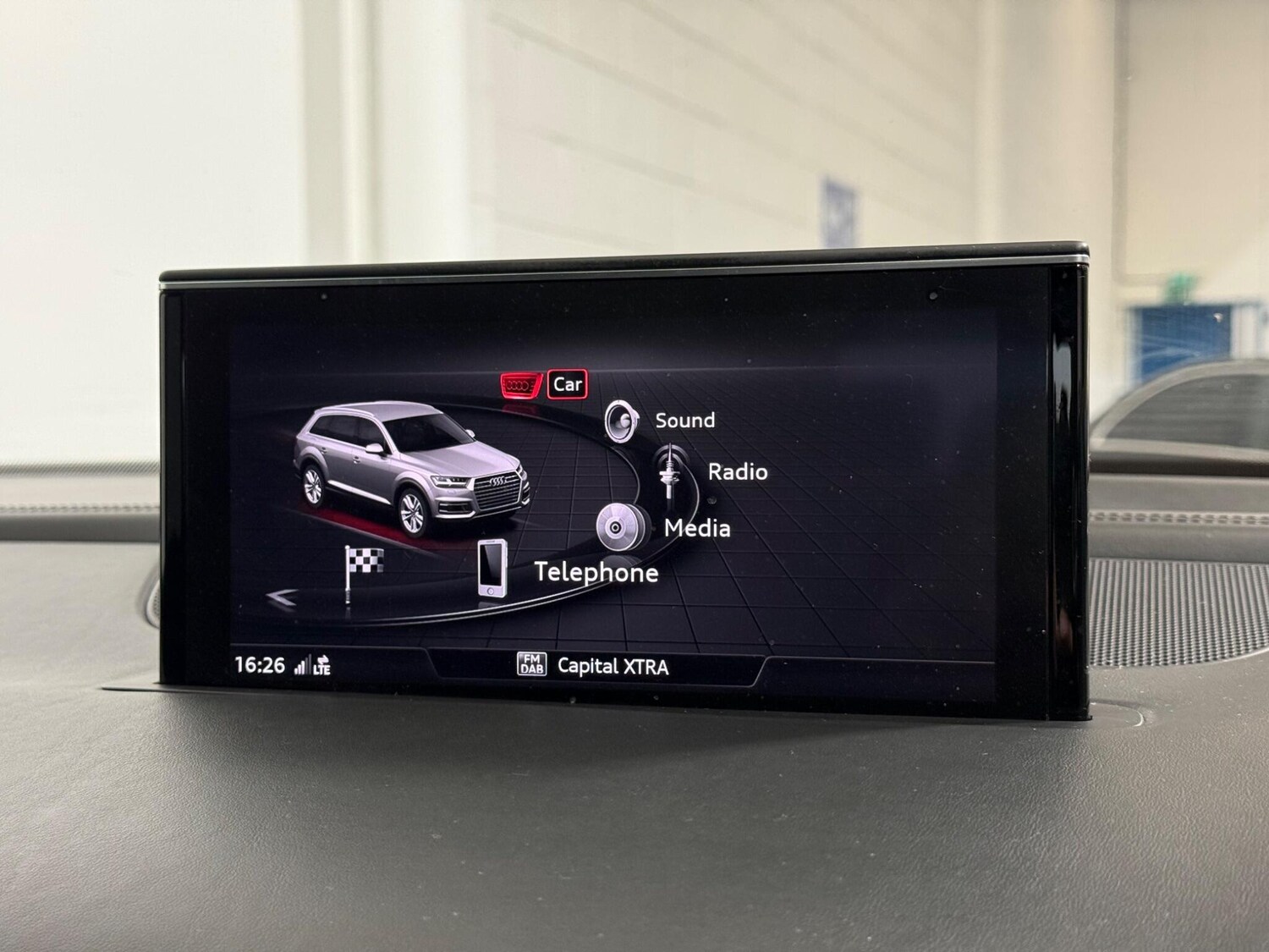 Used Audi Q7 2018 for sale - 76060990: Photo 30