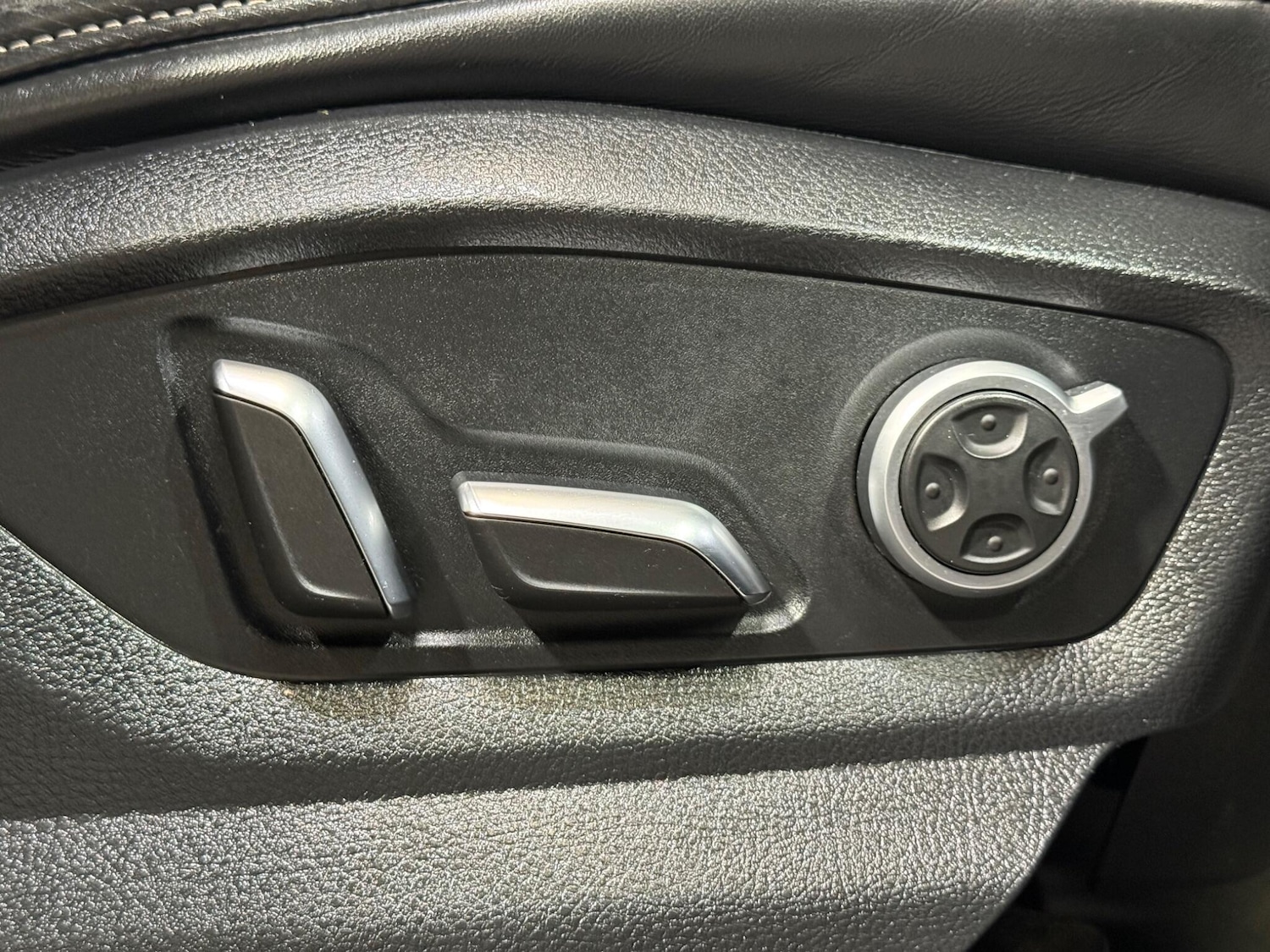 Used Audi Q7 2018 for sale - 76060990: Photo 43