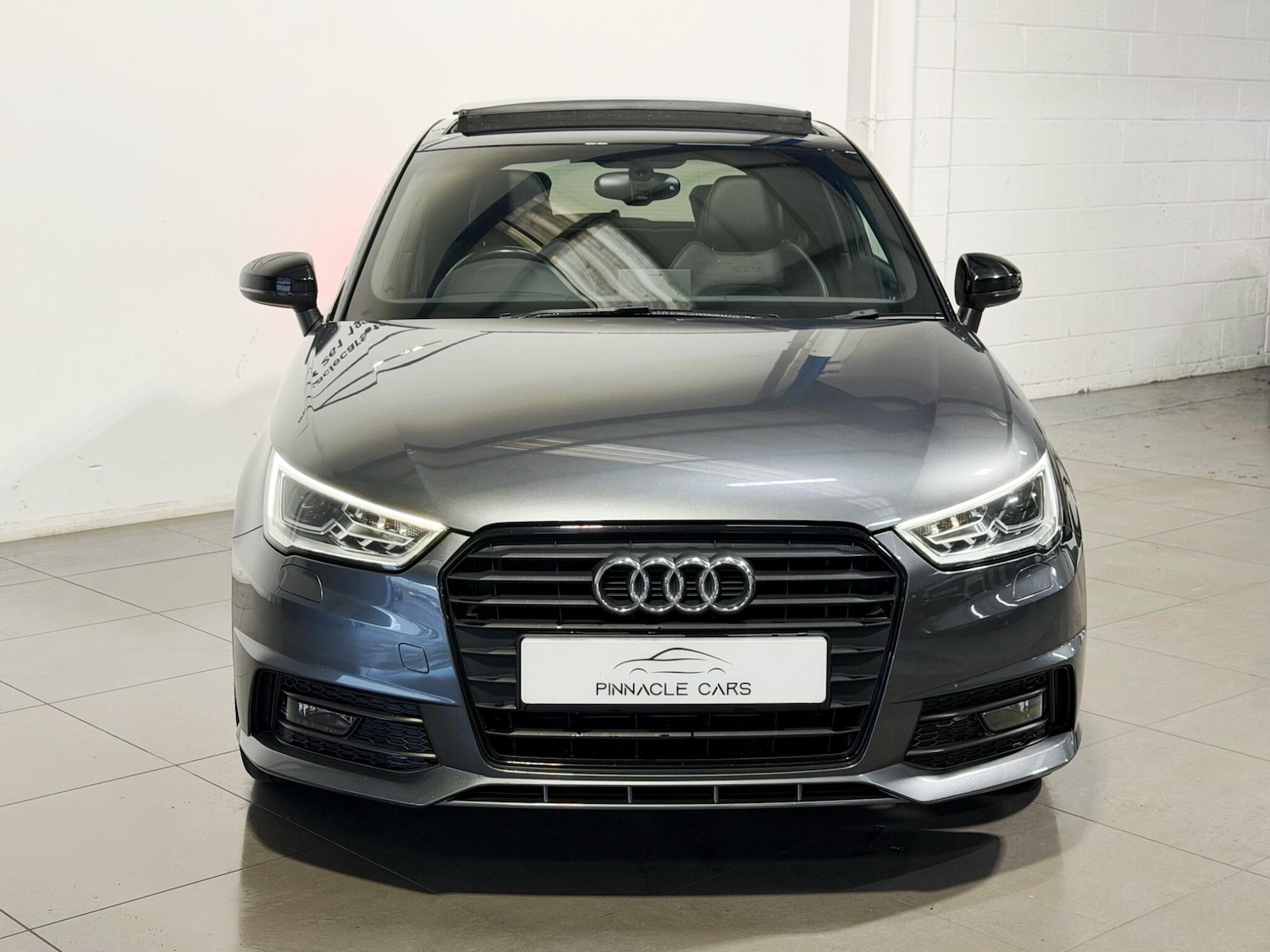 Used Audi A1 2015 for sale - 77411428: Photo 2