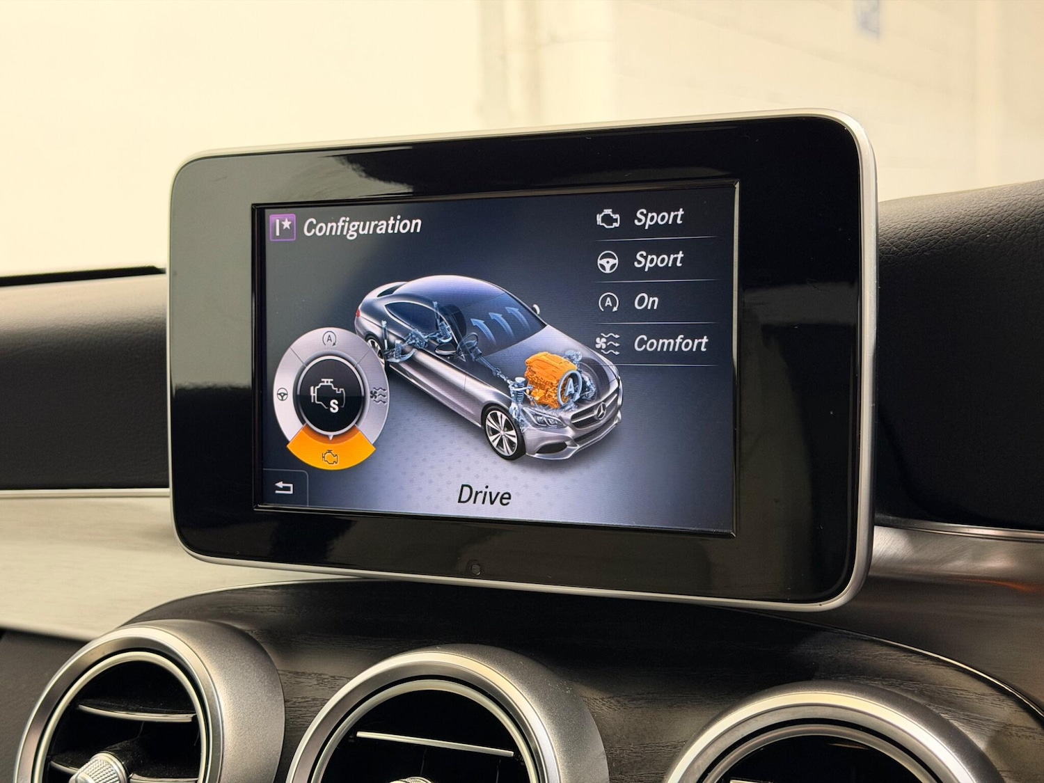 Used Mercedes-Benz C Class 2017 for sale - 77230674: Photo 26