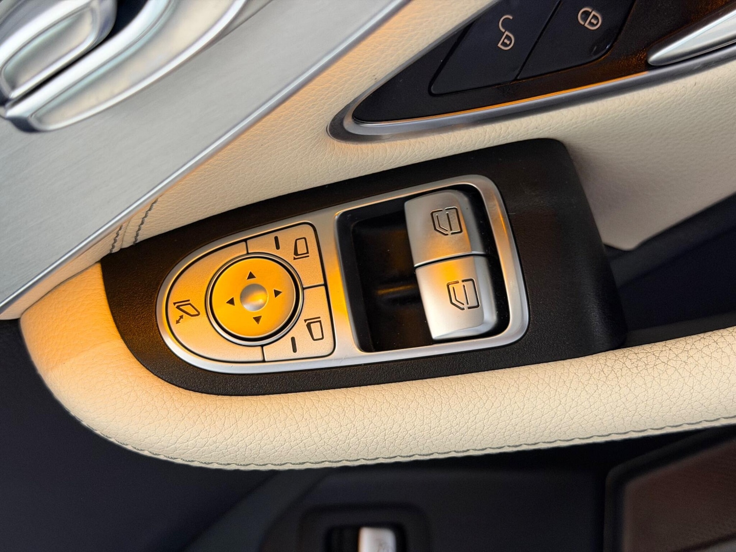 Used Mercedes-Benz C Class 2017 for sale - 77230674: Photo 35