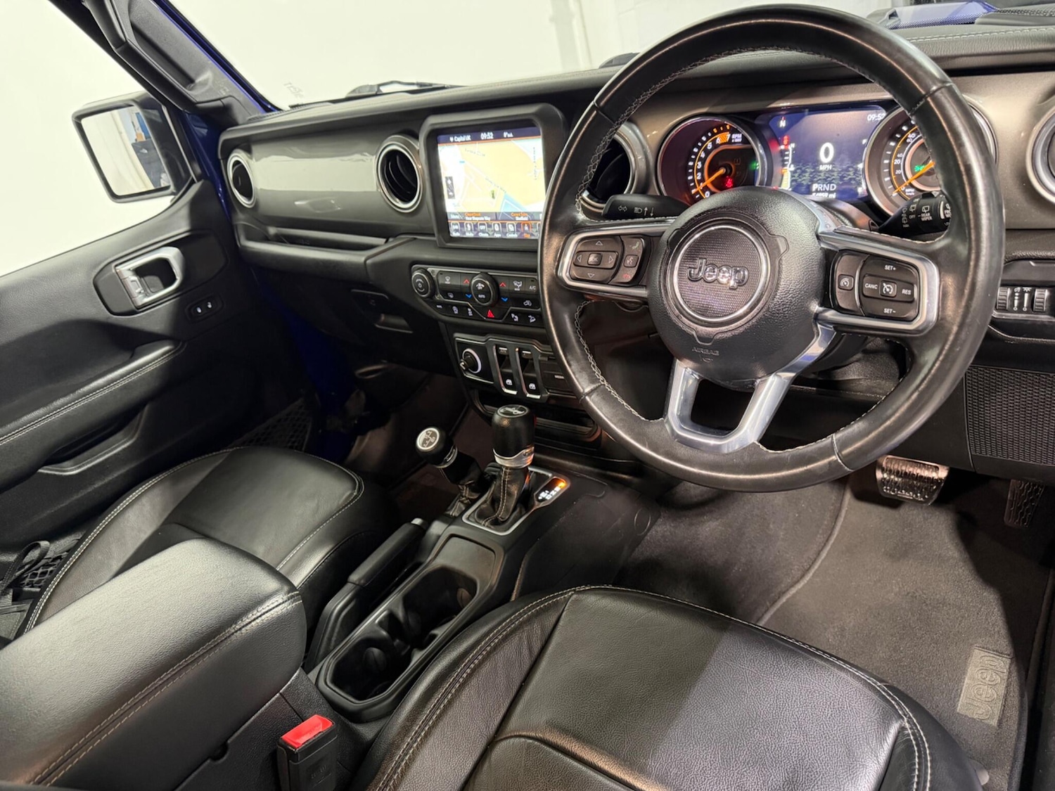 Used Jeep Wrangler 2020 for sale - 77306198: Photo 4