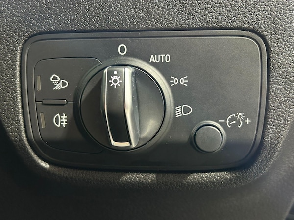 Used Audi Q2 2021 for sale - 76270245: Photo 30