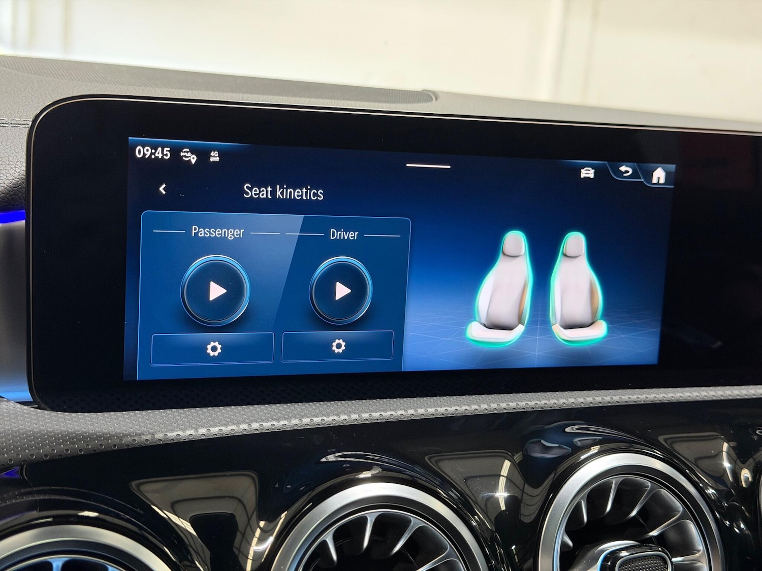 Used Mercedes-Benz CLA 2023 for sale - 78035199: Photo 32