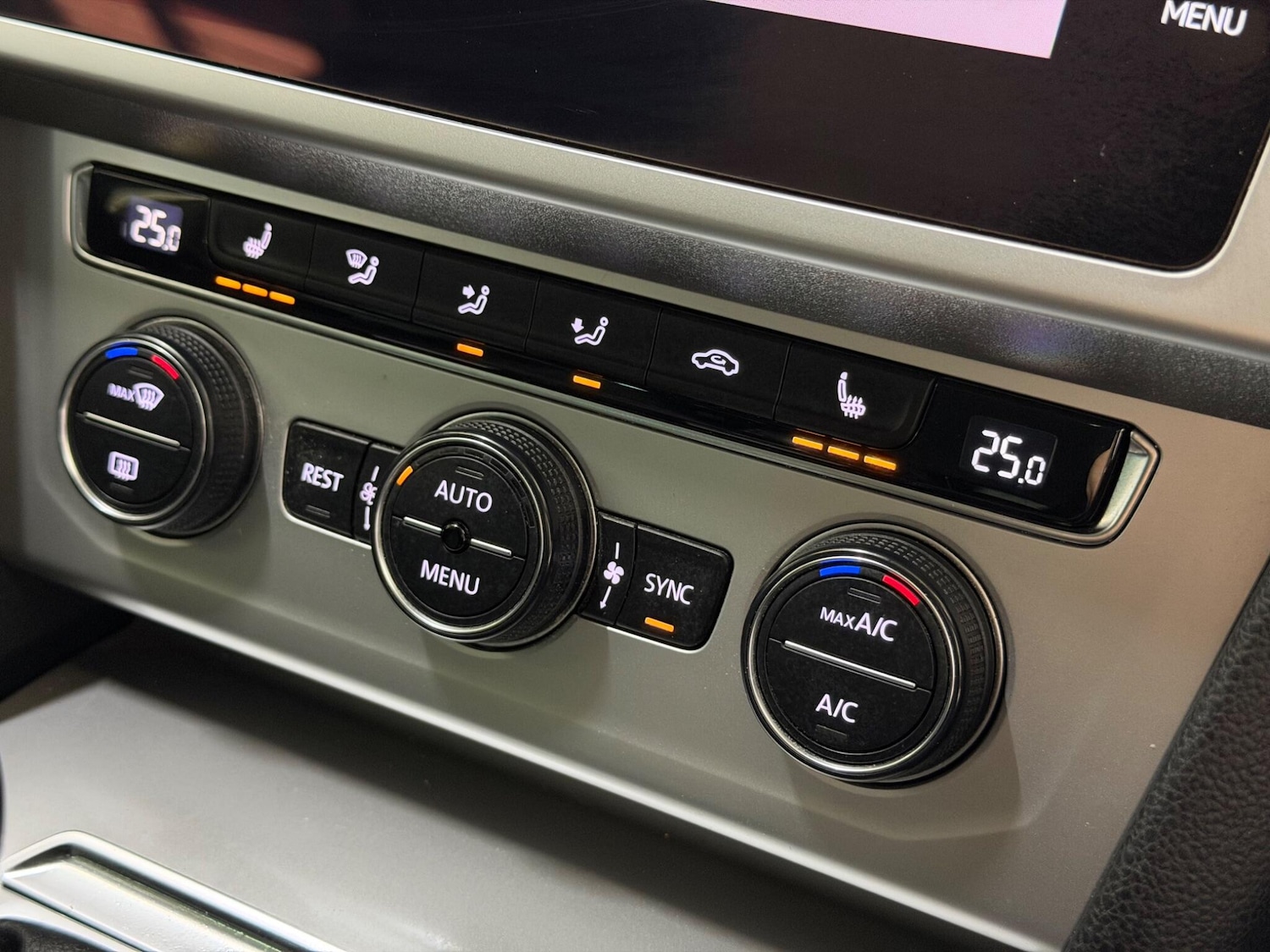 Used Volkswagen Passat for sale - 77671439: Photo 28