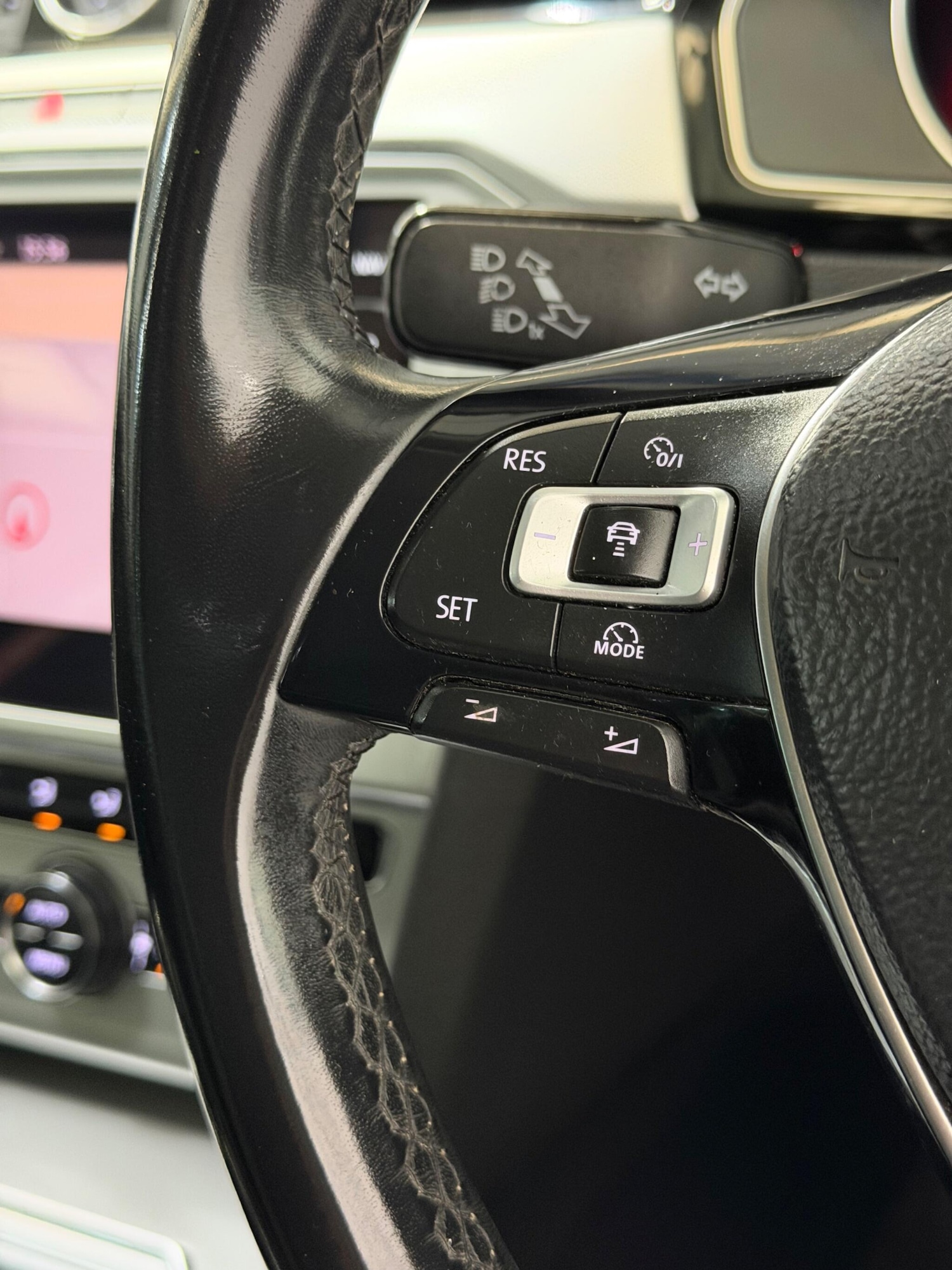 Used Volkswagen Passat for sale - 77671439: Photo 30