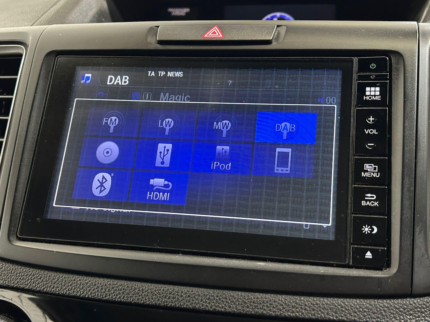 Used Honda CR-V 2015 for sale - 77109392: Photo 24